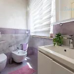 Pensión Exclusive In Light House, Close To The Sea